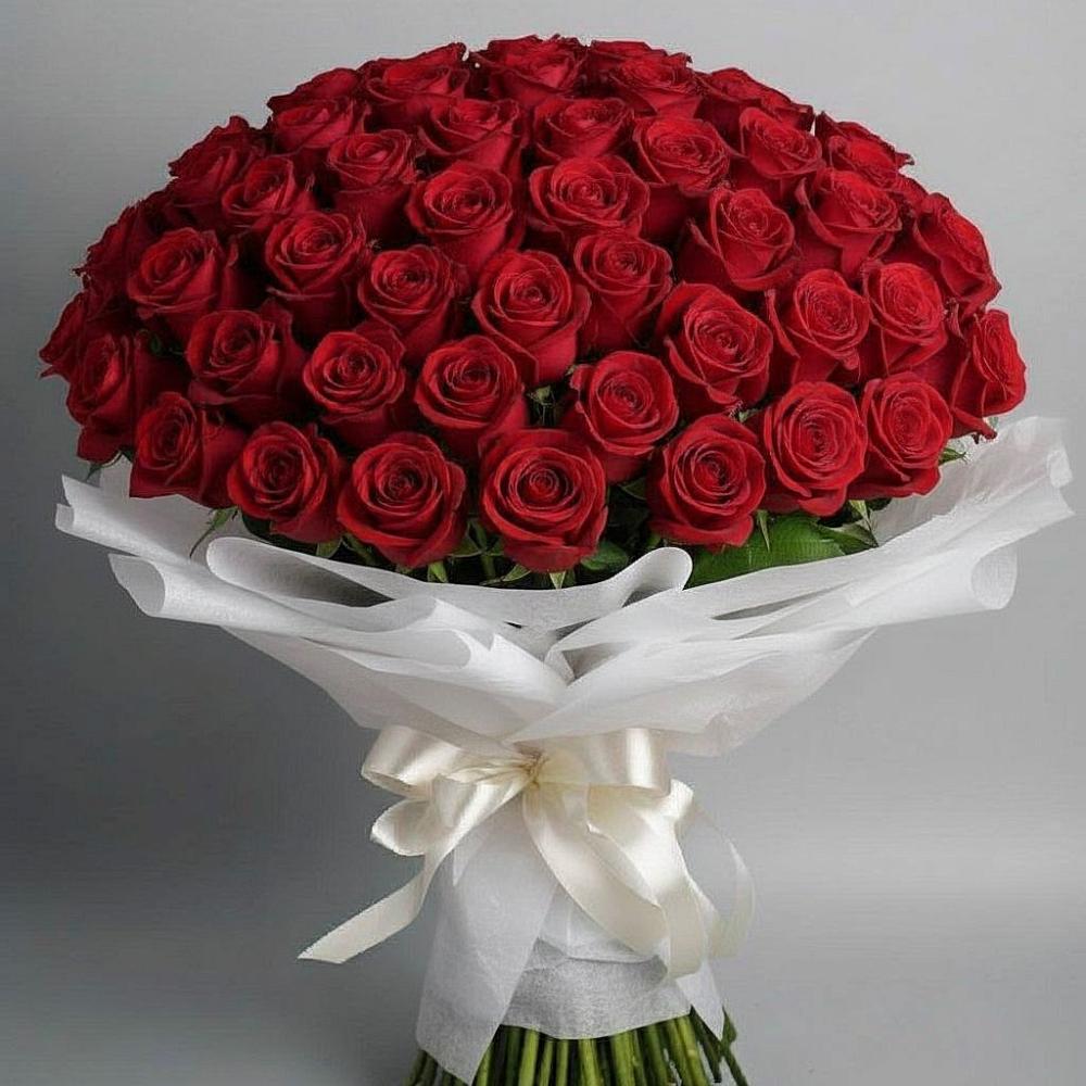 Букет 101 Красная роза Блэк Мэджик в Олу