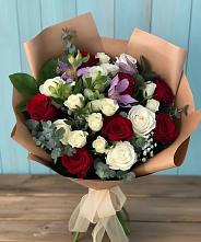Букет цветов из:  Розы и Альстромерии #REPLACE_PRED# Олу