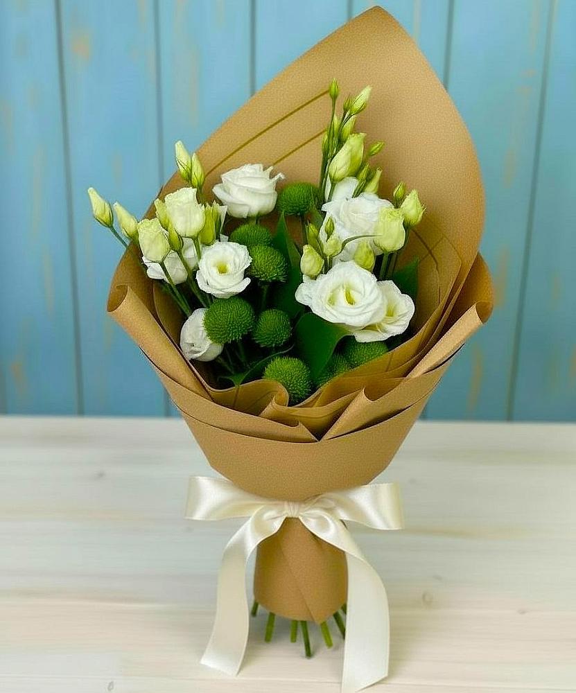 Букет цветов из: Хризантемы и Лизиантусы в Олу