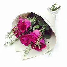 Букет цветов из:  Розы в Олу