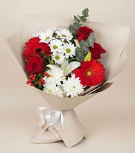 Букет цветов из:  Розы, Хризантемы, Герберы и Лилии в Олу