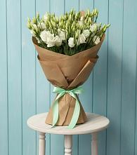 Букет цветов из:  Лизиантусы в Олу