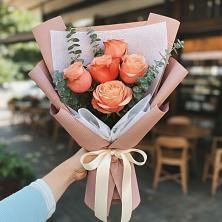 Букет цветов из:  Розы в Олу