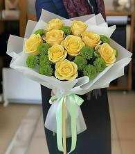 Букет цветов из:  Хризантемы и Розы в Олу