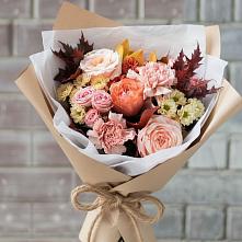 Букет цветов из:  Гвоздики, Хризантемы и Розы в Олу