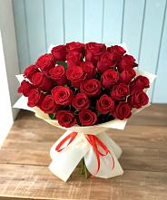 Букет 29 Красных роз в Олу