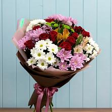 Букет цветов из:  Розы, Хризантемы и Альстромерии в Олу