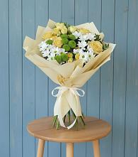 Букет цветов из:  Хризантемы и Розы в Олу