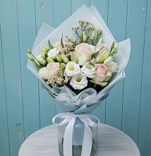 Букет цветов из:  Розы и Лизиантусы #REPLACE_PRED# Олу